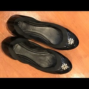 tory burch elastic flats